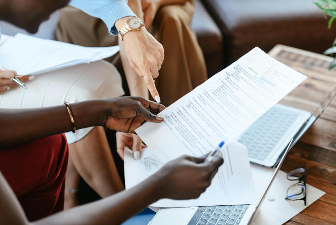 Tender check before participation in the purchase